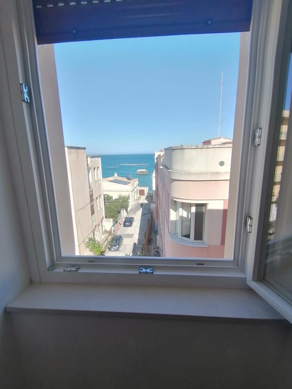 Sea View Apartment Syracuse Buitenkant foto