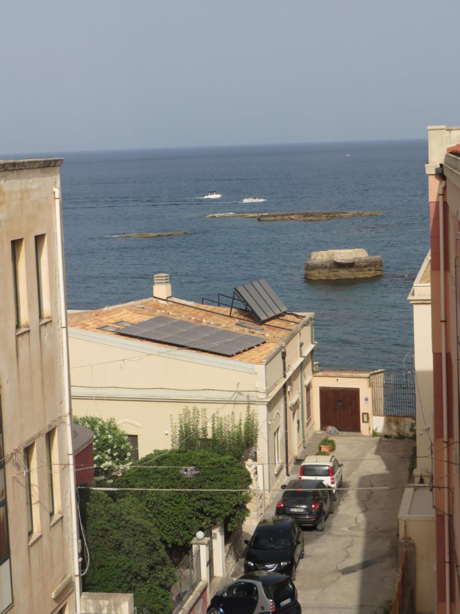 Sea View Apartment Syracuse Buitenkant foto