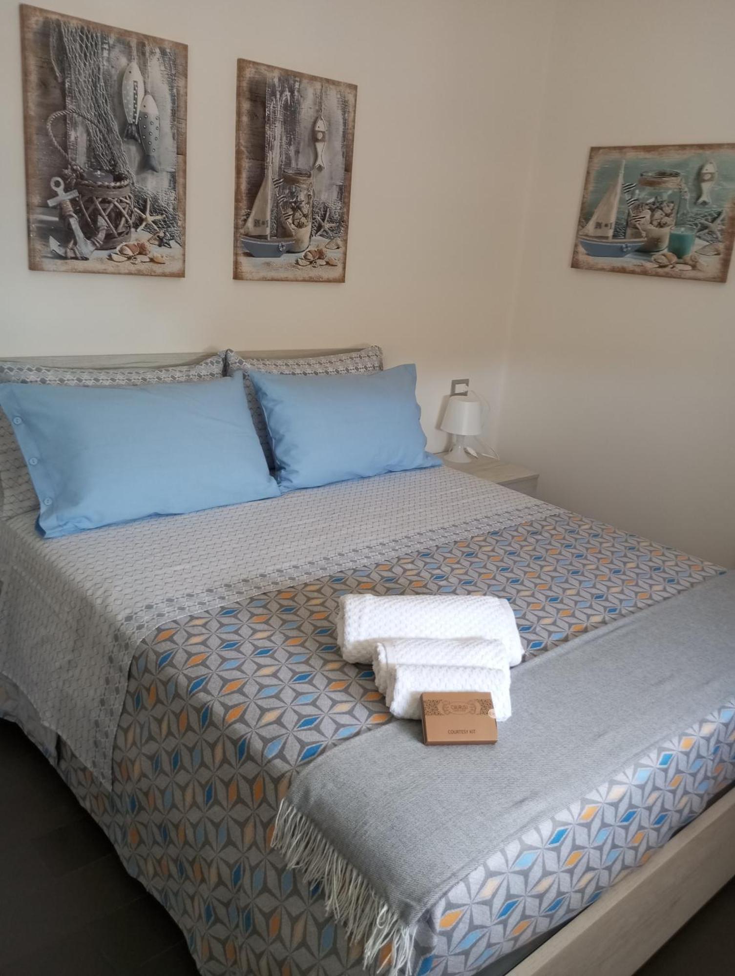 Sea View Apartment Syracuse Buitenkant foto