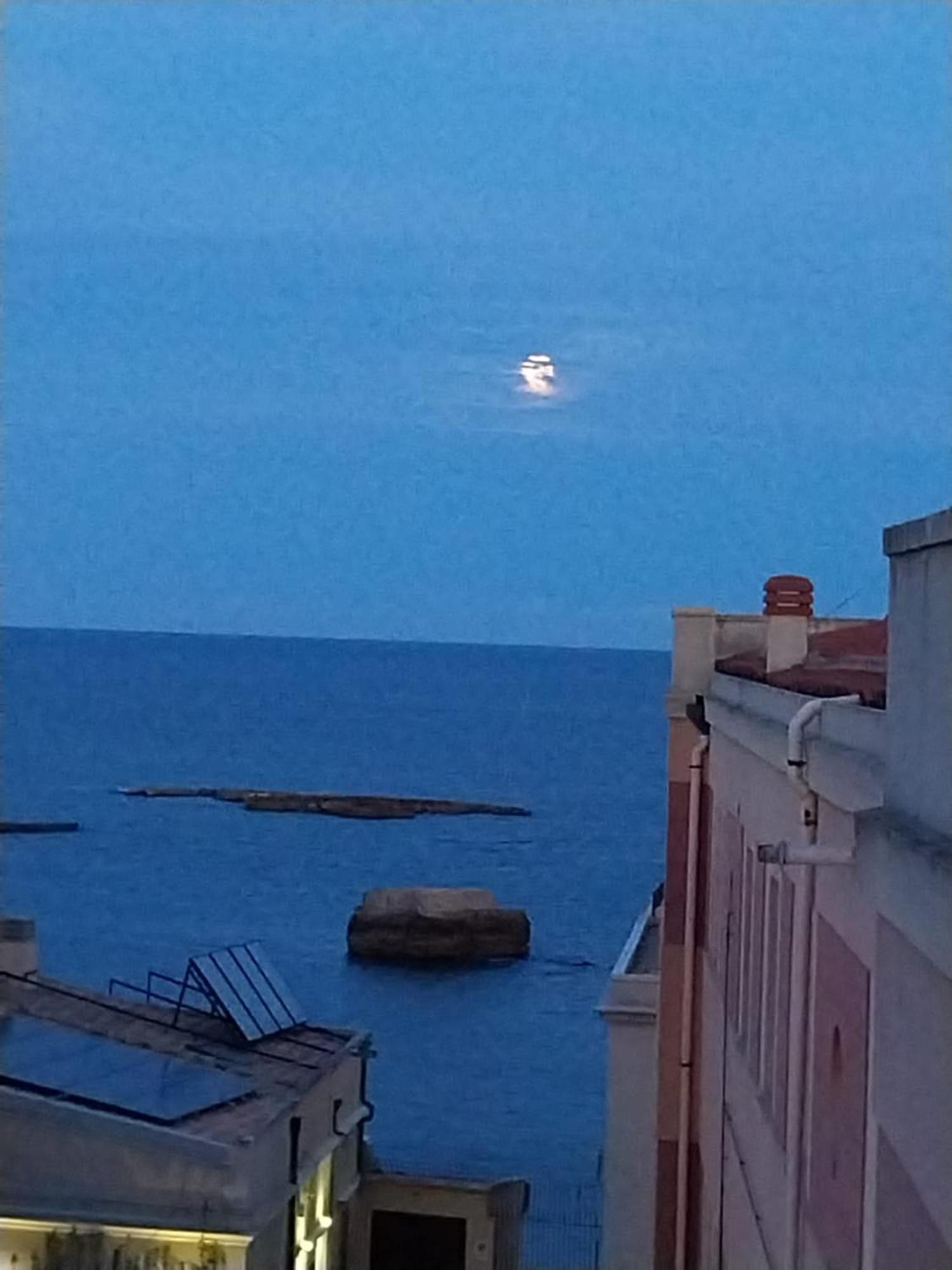 Sea View Apartment Syracuse Buitenkant foto